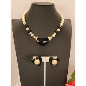 Elegant Faux Pearl & Black Bead Necklace Set With Matching Post Earrings Vintage
